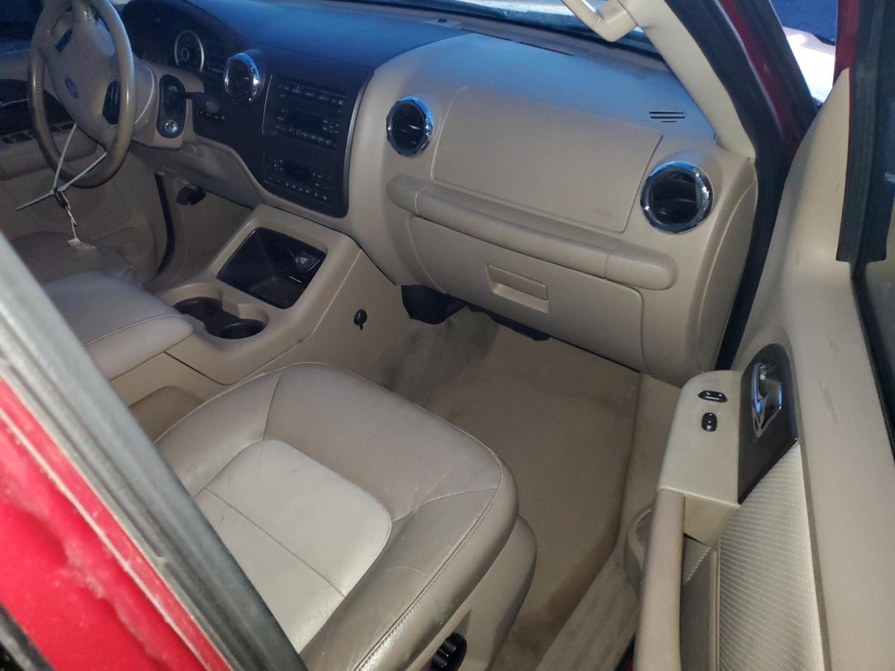 2006 Ford Expedition - Image 8