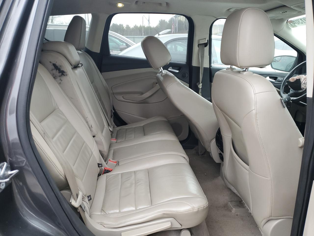 2015 Ford Escape Titanium VIN: 1FMCU9JX5FUB10380 Lot: 37291304