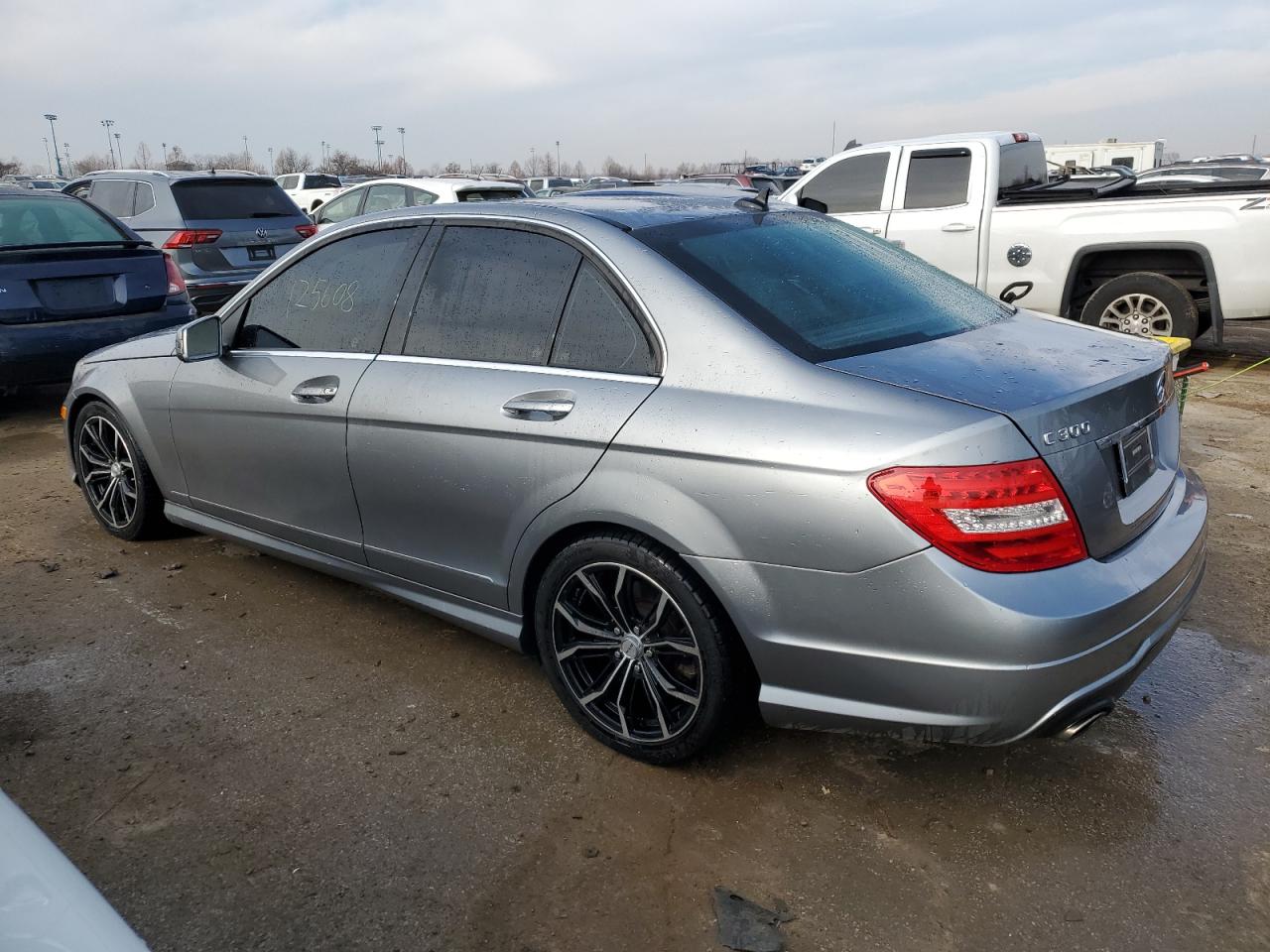 2012 Mercedes-Benz C 300 4Matic VIN: WDDGF8BB2CR200992 Lot: 82385633