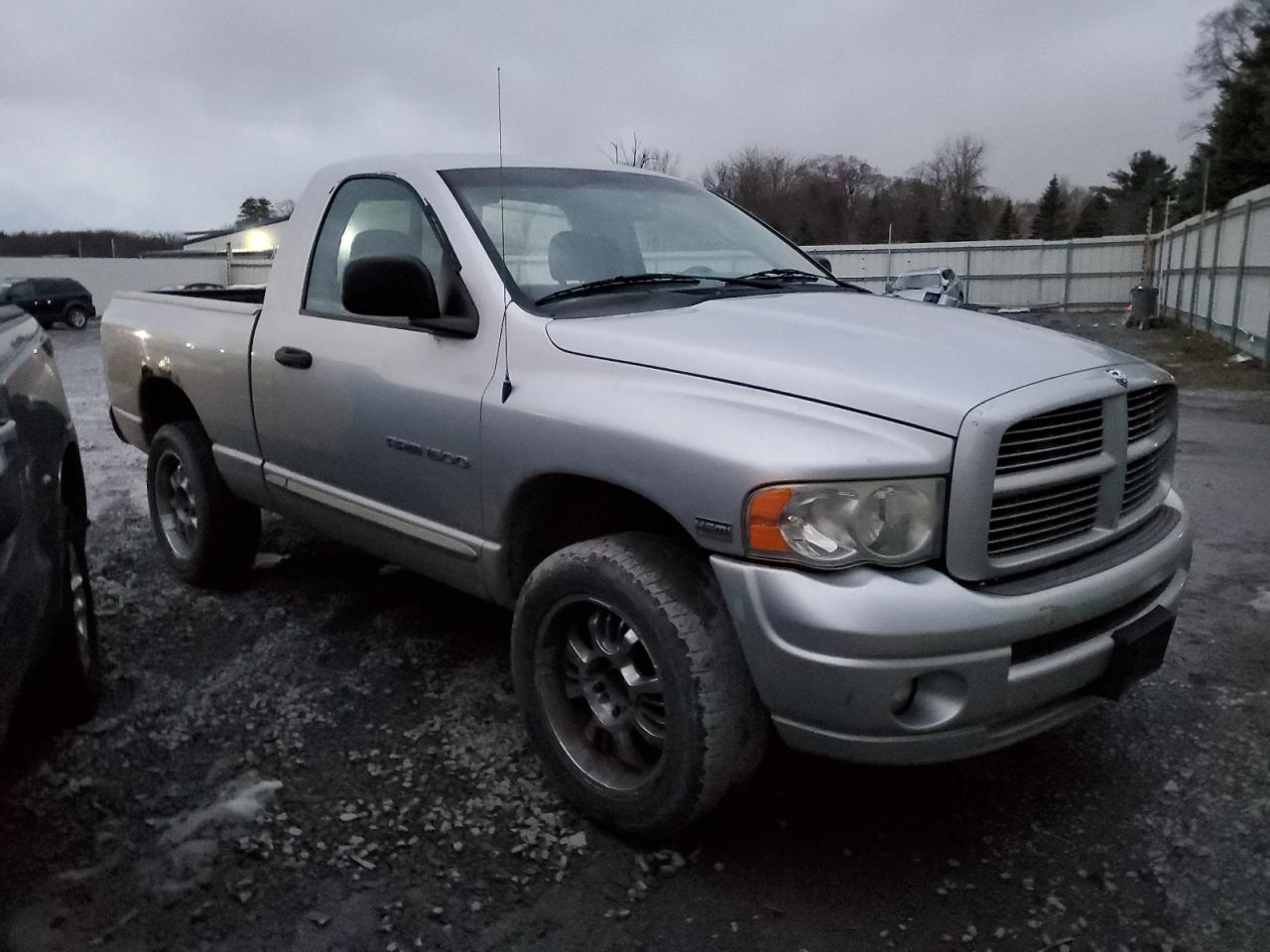 1D7HU16D85J591015 2005 Dodge Ram 1500 St