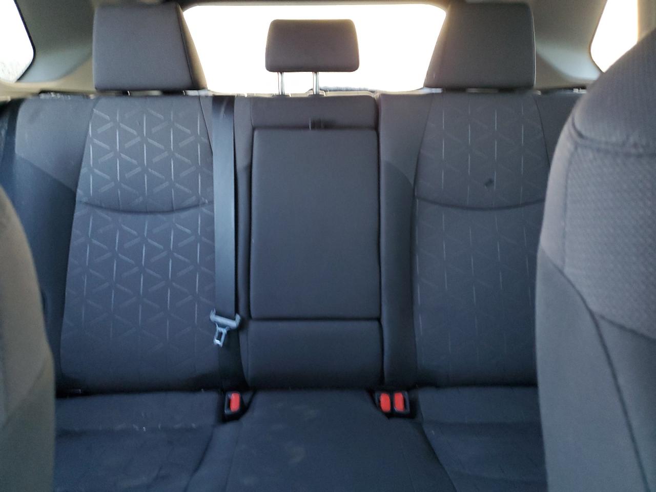 2019 Toyota Rav4 Le VIN: 2T3B1RFV1KC032761 Lot: 40803694