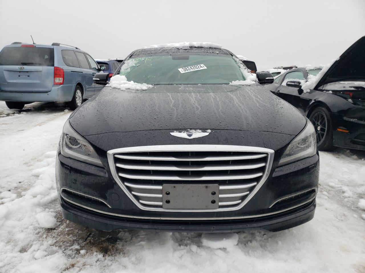 2015 Hyundai Genesis 3.8L VIN: KMHGN4JE3FU062264 Lot: 38242024