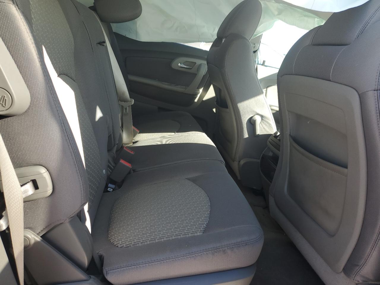 2011 Chevrolet Traverse Ls VIN: 1GNKREED6BJ351670 Lot: 38527404