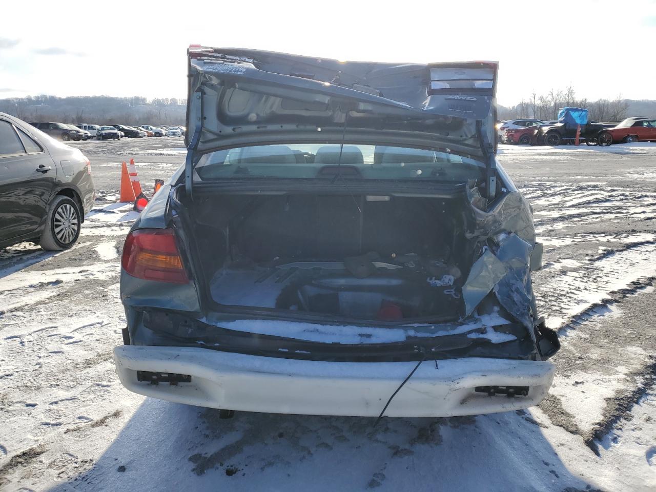 2002 Subaru Legacy L VIN: 4S3BE635327204497 Lot: 39274614