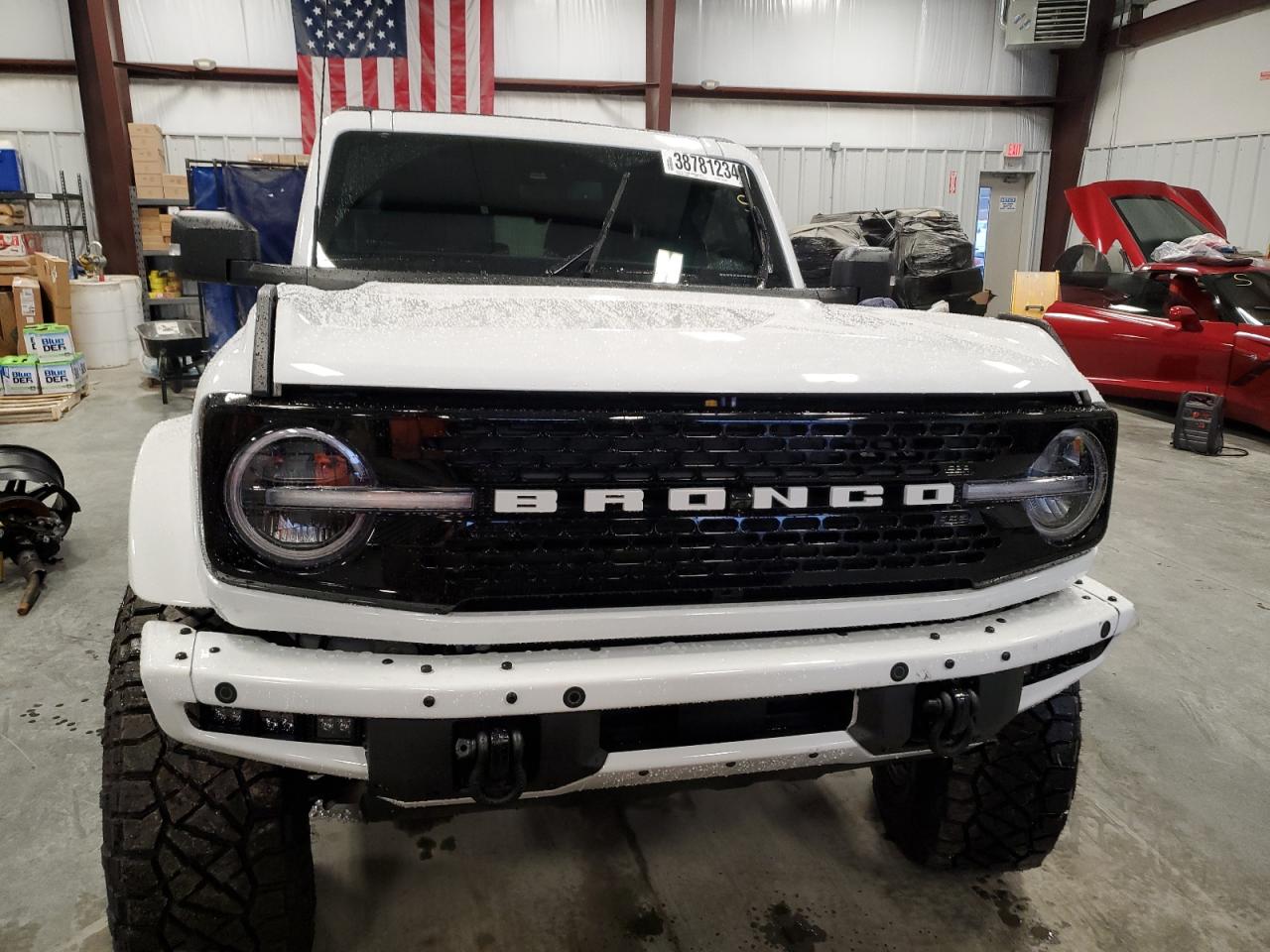 2022 Ford Bronco Base VIN: 1FMEE5DP9NLB28993 Lot: 38781234