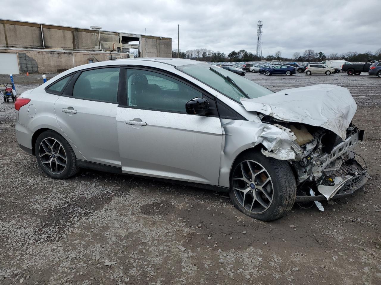 1FADP3H27JL239684 2018 Ford Focus Sel