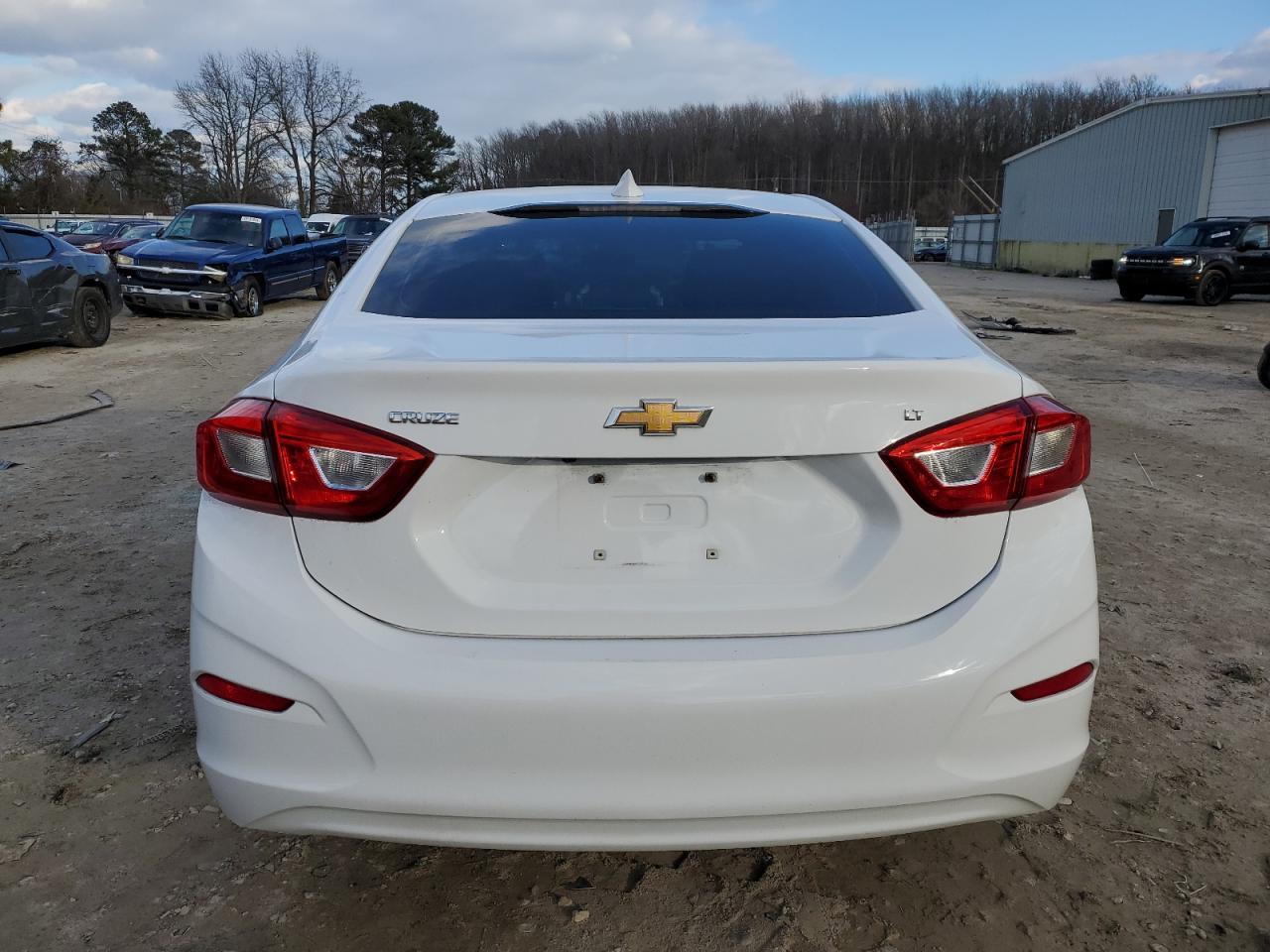 2018 Chevrolet Cruze Lt VIN: 1G1BE5SM9J7218446 Lot: 81932673