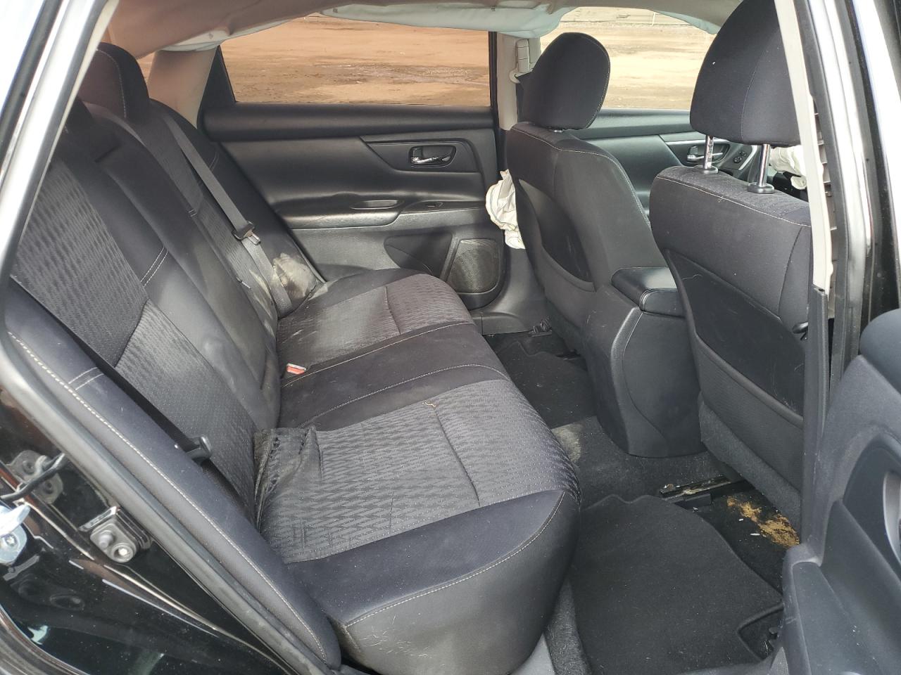 2016 Nissan Altima - Image 10
