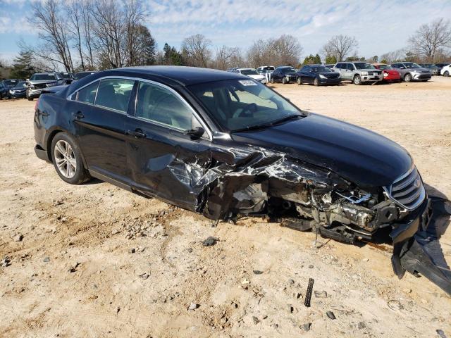  FORD TAURUS 2018 Черный