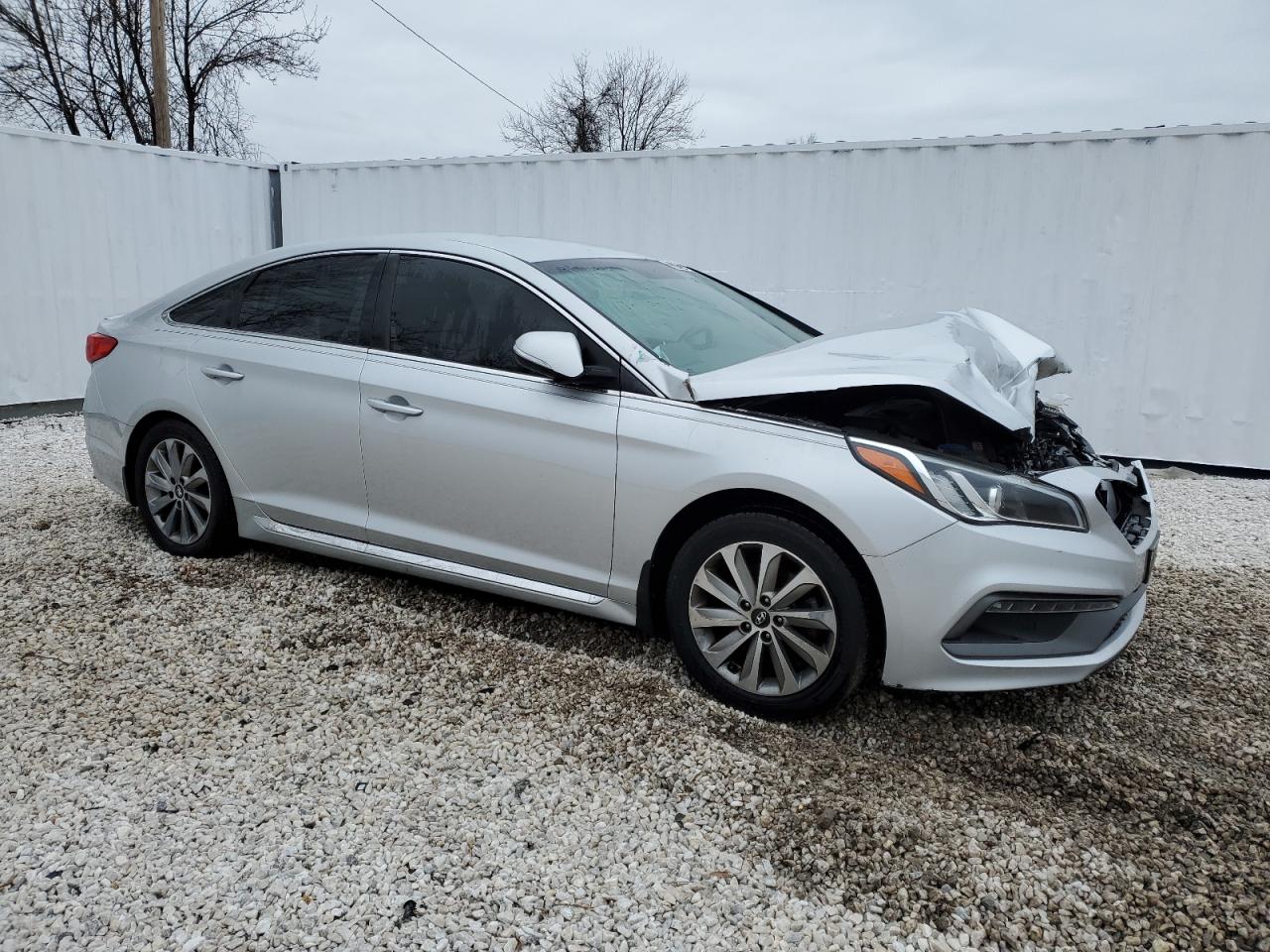 2016 Hyundai Sonata - Image 4