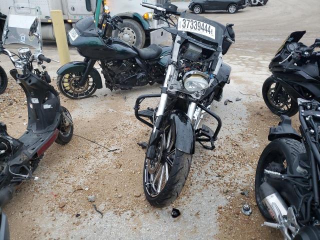 2014 VICTORY MOTORCYCLES CROSS COUNTRY TOUR