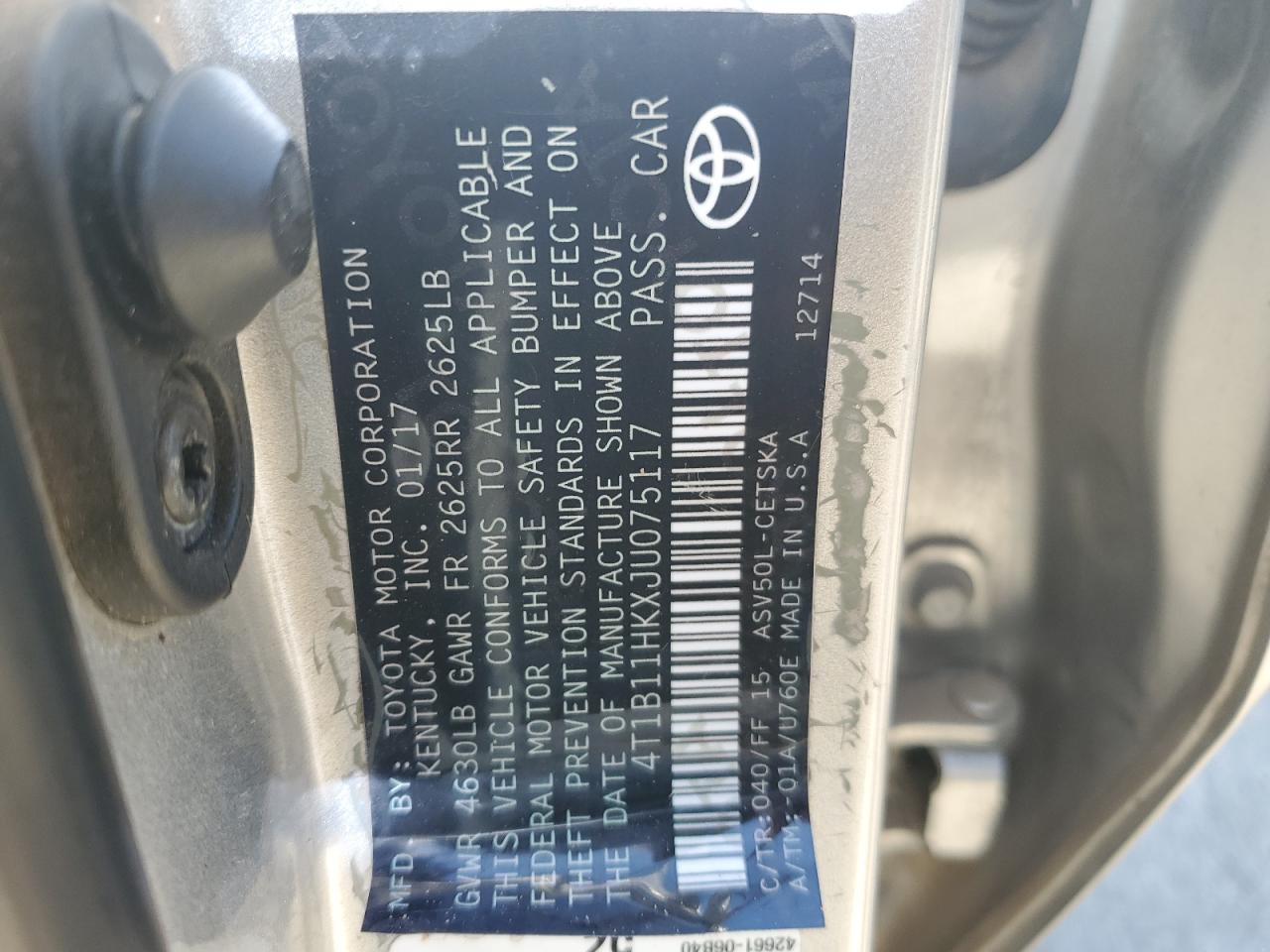 4T1B11HKXJU070094 2018 Toyota Camry L