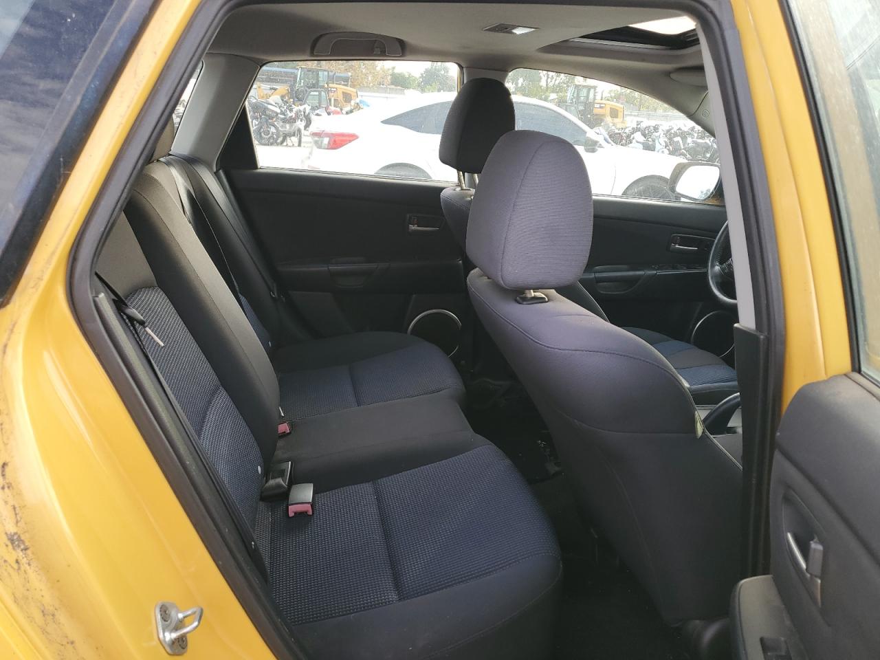 2004 Mazda 3 Hatchback VIN: JM1BK343X41166759 Lot: 82789813