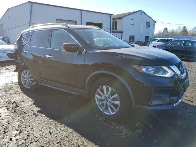  NISSAN ROGUE 2018 Черный