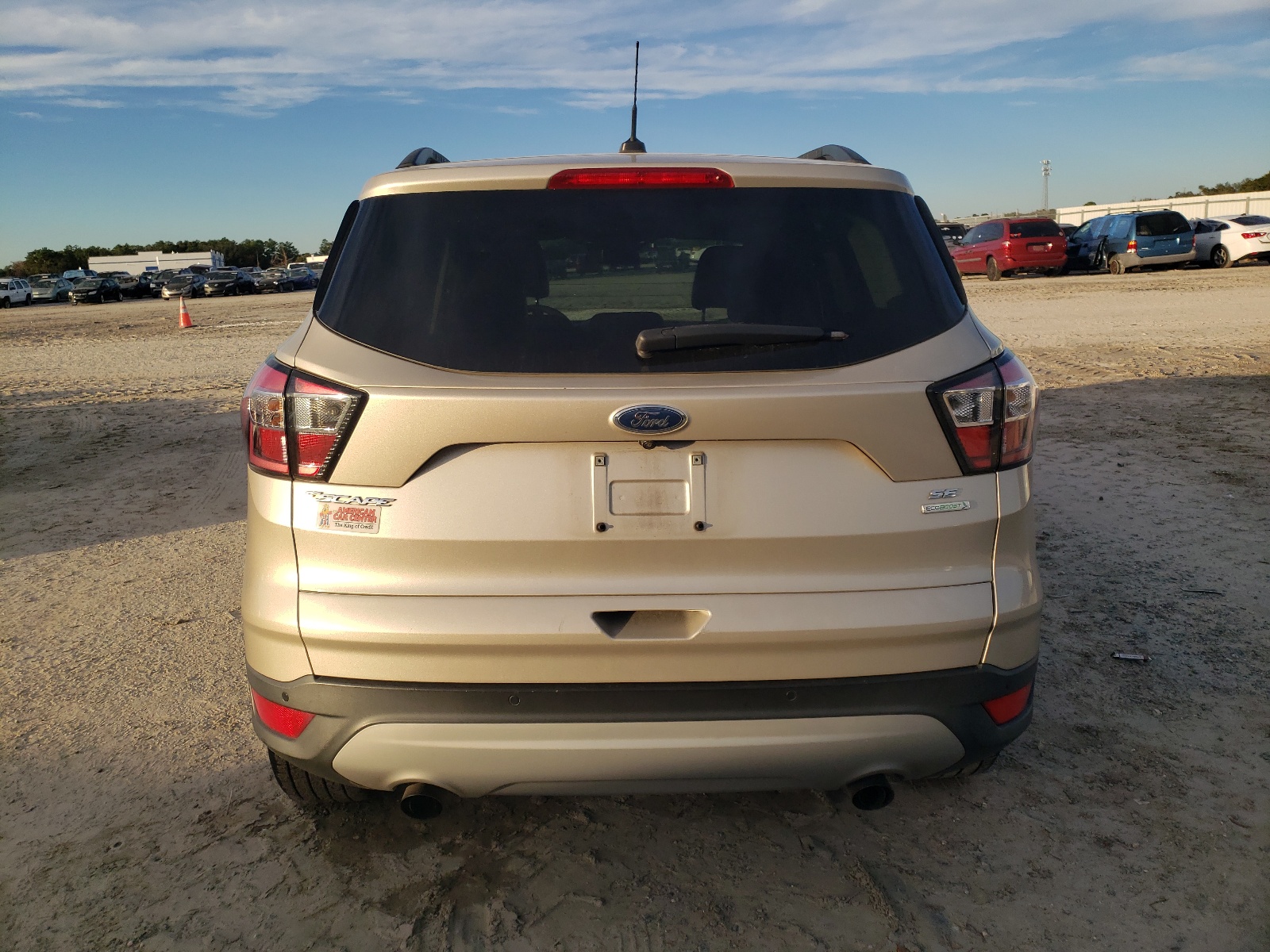 1FMCU0GD9HUC88661 2017 Ford Escape Se