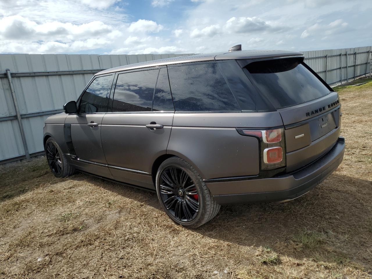 VIN SALGS5RE9JA383817 2018 LAND ROVER RANGEROVER no.2