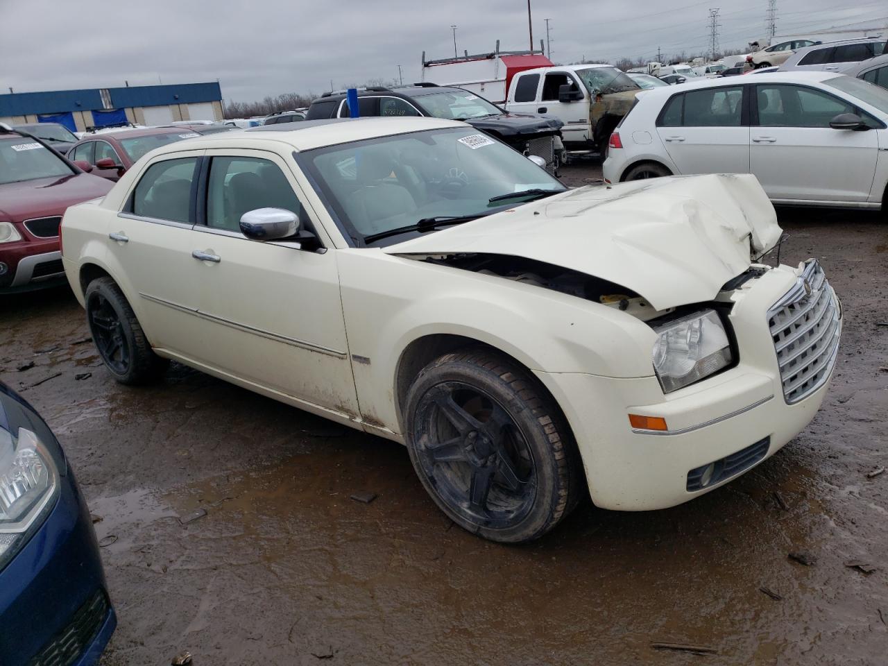 2010 Chrysler 300 - Image 4