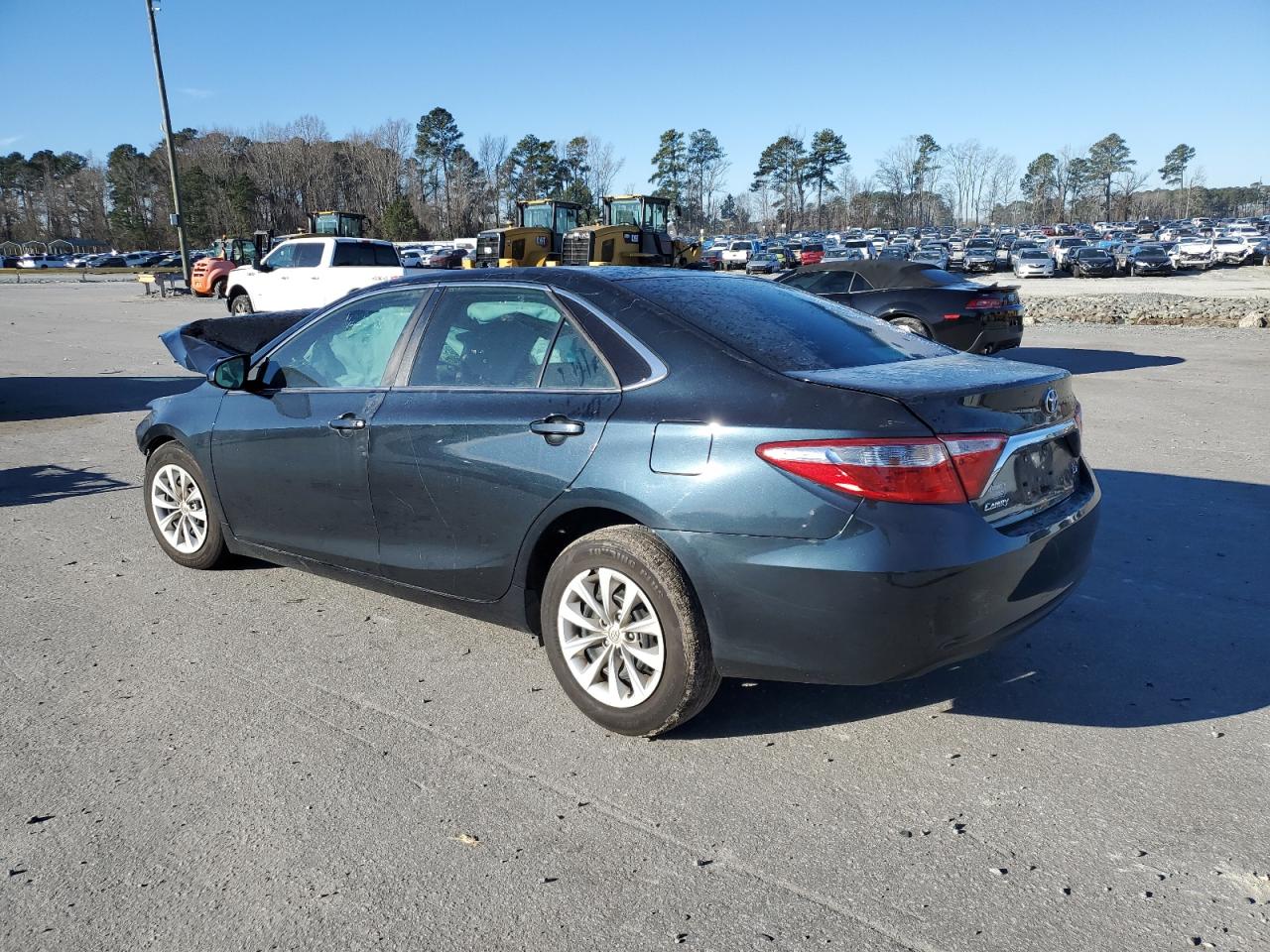 VIN 4T4BF1FK6GR549857 2016 TOYOTA CAMRY no.2