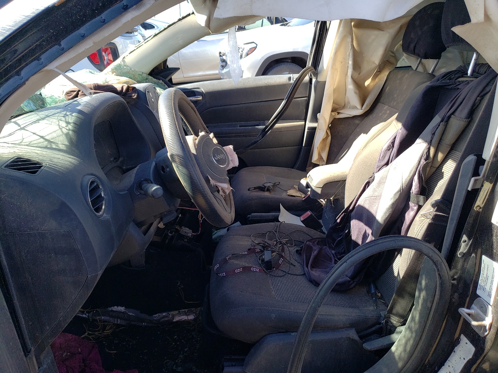 1C4NJCBA1CD504077 2012 Jeep Compass Sport