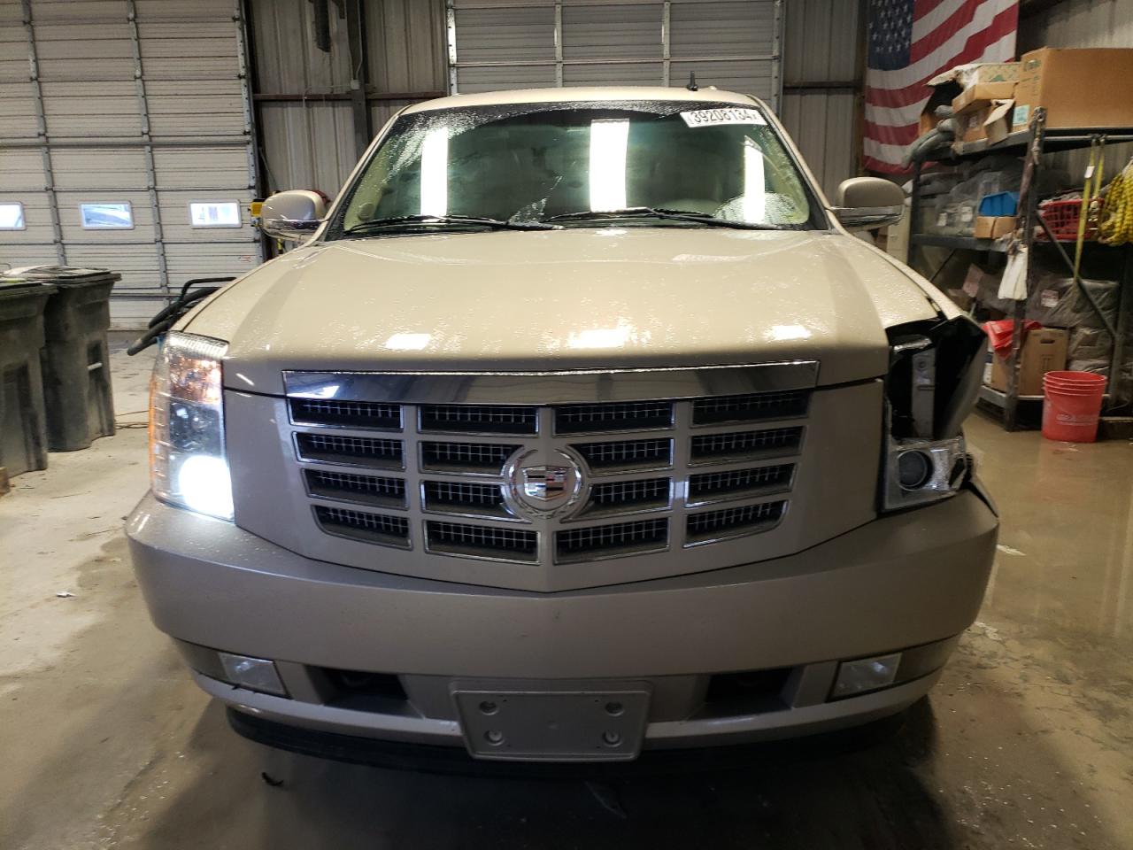 1GYS4BEF6BR104278 2011 Cadillac Escalade Luxury