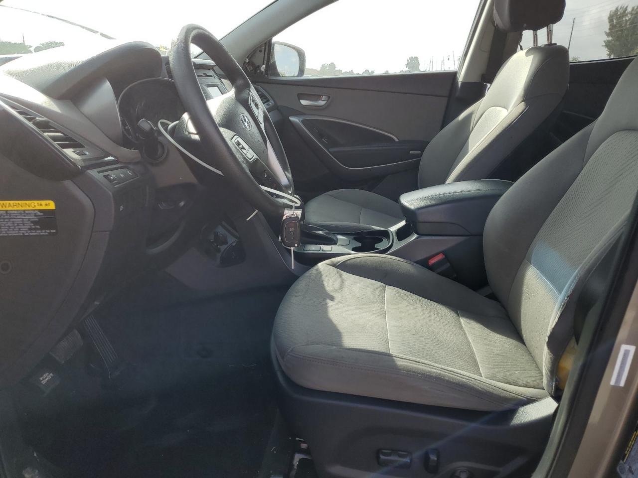 2015 Hyundai Santa Fe - Image 7