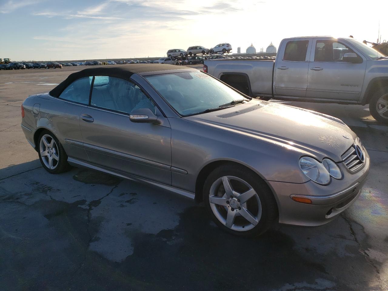 2005 Mercedes-Benz Clk 500 VIN: WDBTK75J95F145459 Lot: 37079824