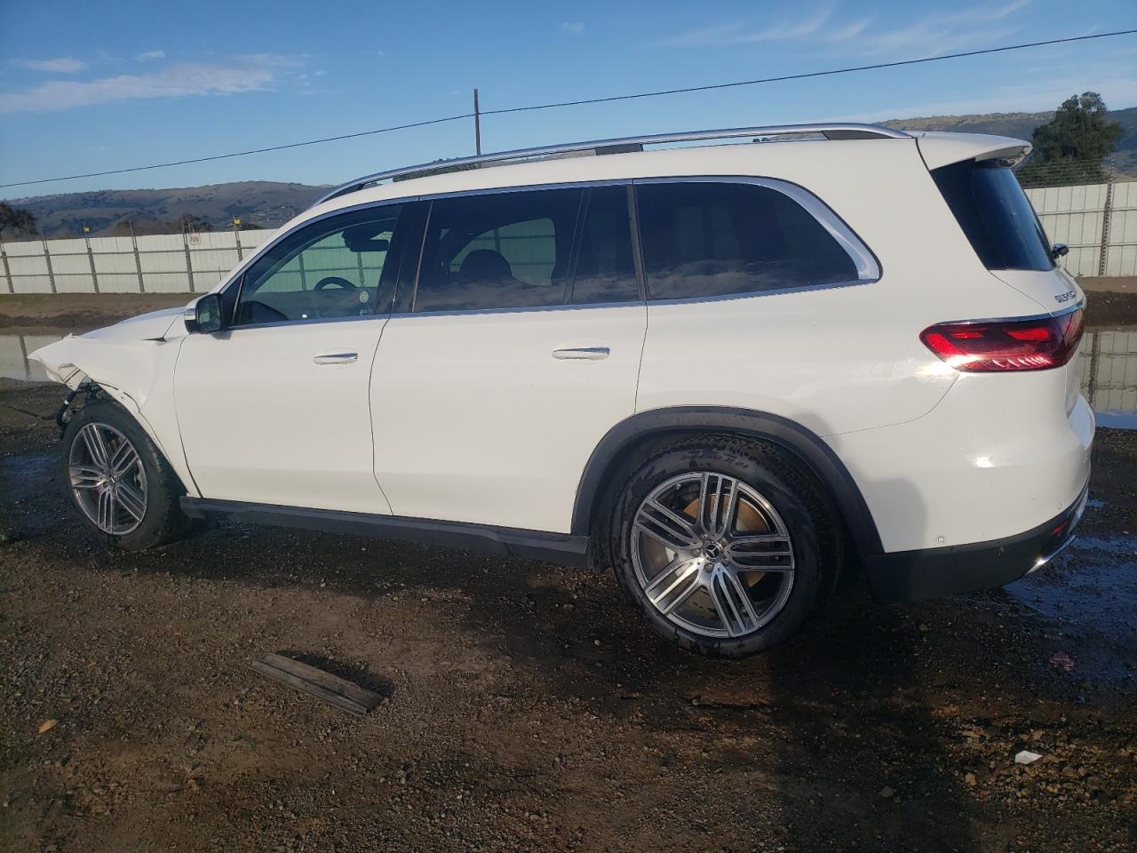 4JGFF5KE1RB042494 2024 Mercedes-Benz Gls 450 4Matic