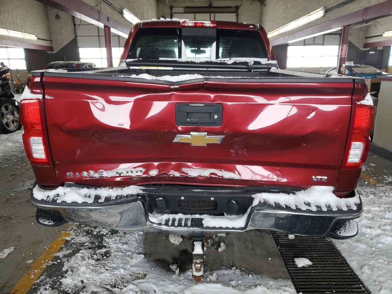 2016 Chevrolet Silverado - Image 6