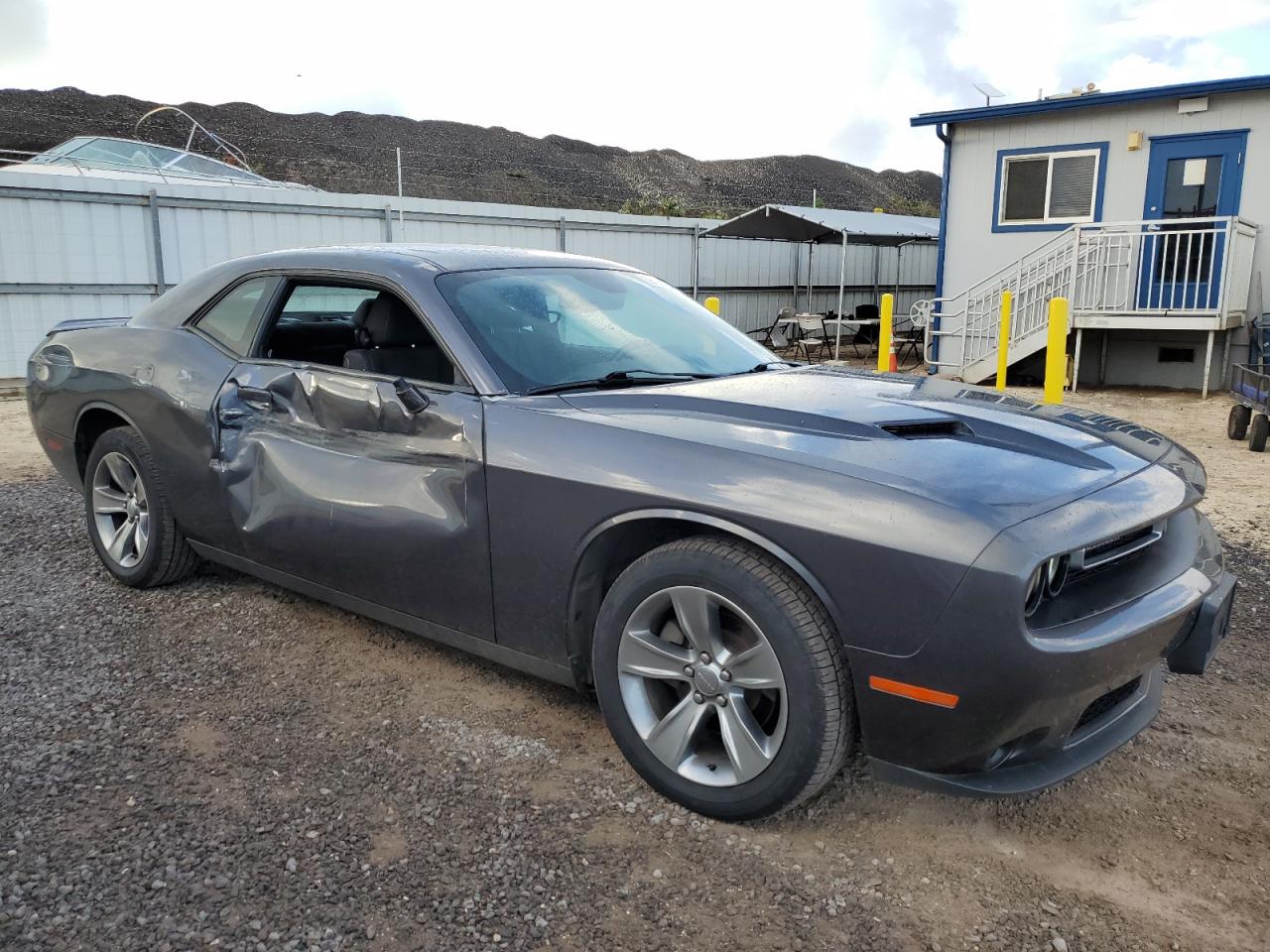 2C3CDZAG8KH733370 2019 Dodge Challenger Sxt