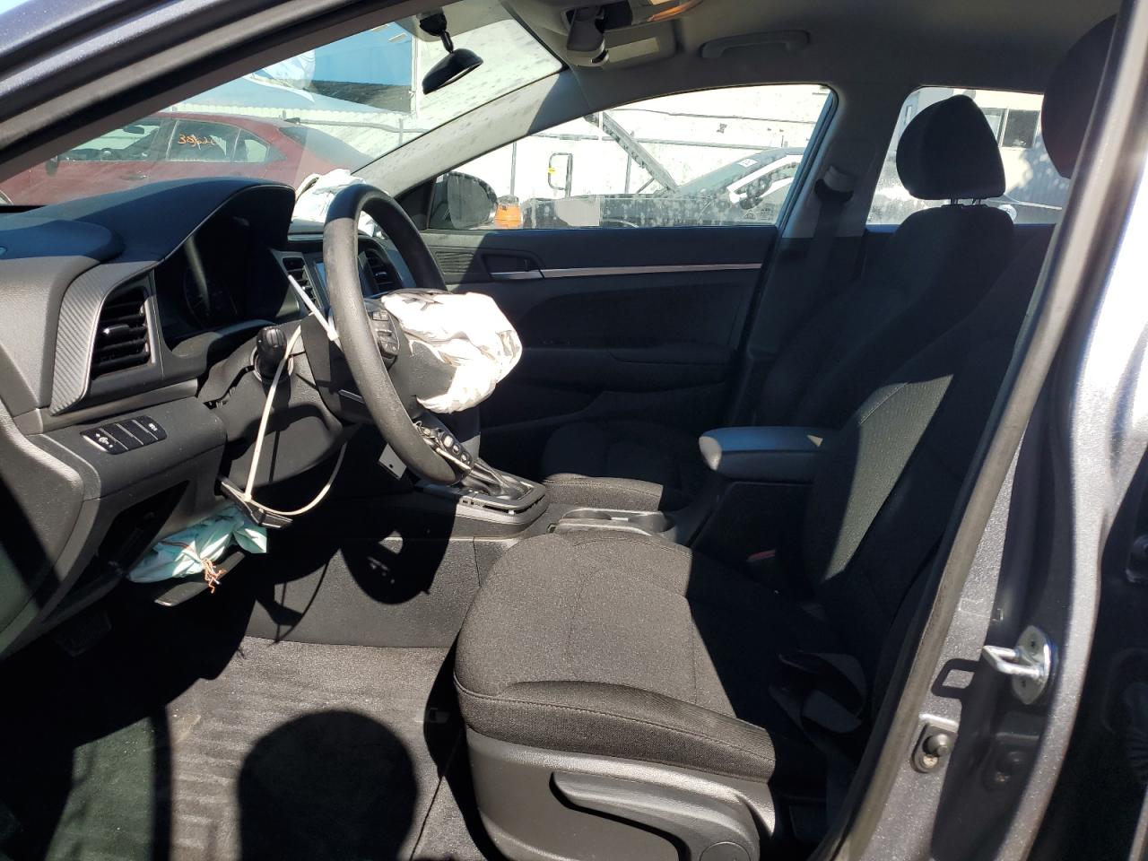 2019 Hyundai Elantra Se VIN: KMHD74LF6KU831840 Lot: 39309654