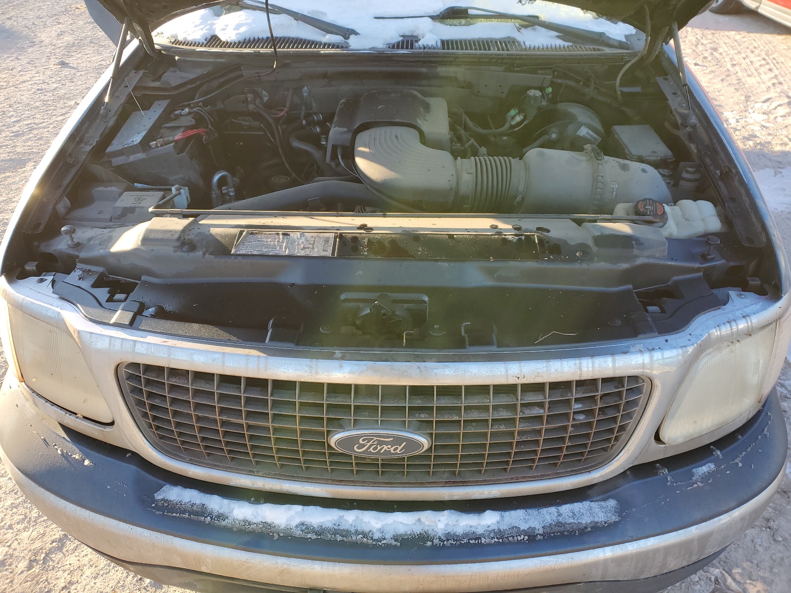 1FMRU1560YLB18103 2000 Ford Expedition Xlt