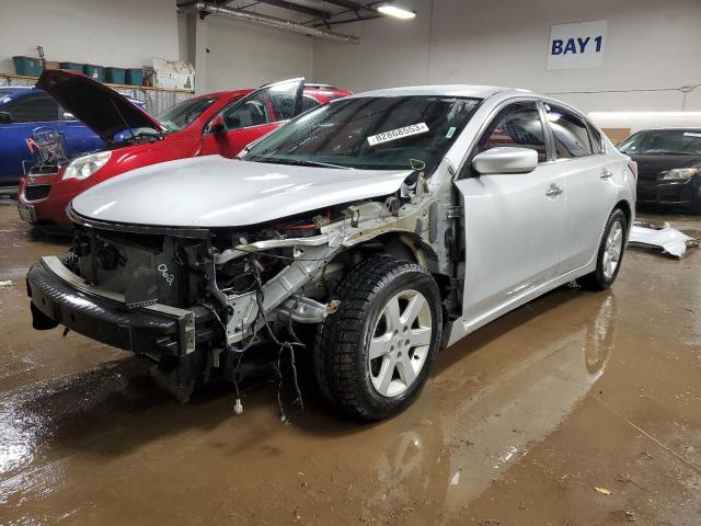 2014 Nissan Altima 2.5 за продажба в Elgin, IL - Front End