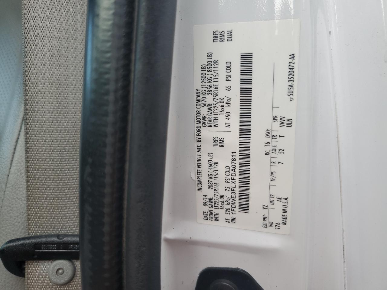 2015 Ford Econoline VIN: 24DWE3FLXFDA07811 Lot: 37492154