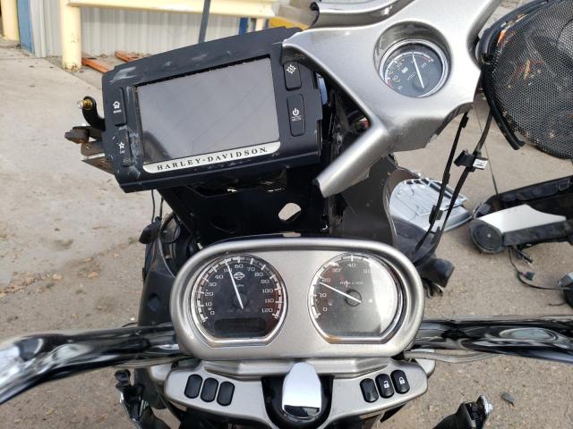  HARLEY-DAVIDSON FLTRUSE CV 2016 Сріблястий