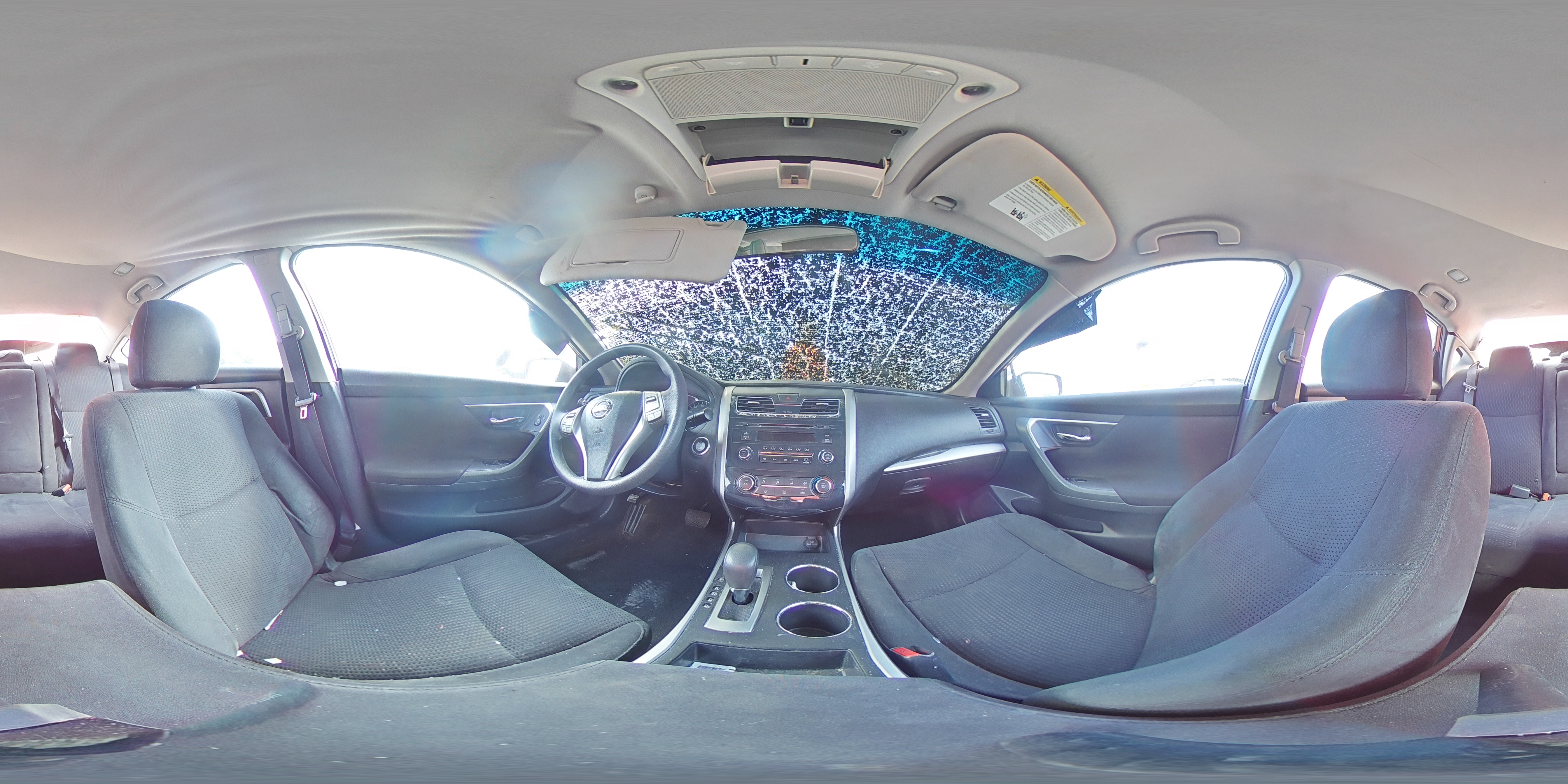 2015 Nissan Altima - Image 13