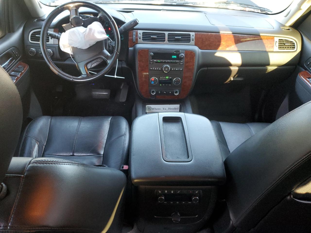 2010 Chevrolet Tahoe K1500 Lt VIN: 1GNUKBE04AR195699 Lot: 82849543