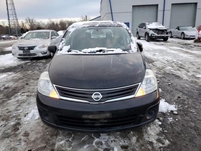 Хэтчбеки NISSAN VERSA 2012 Черный