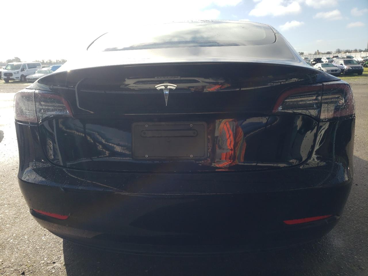 5YJ3E1EA8PF455812 2023 Tesla Model 3