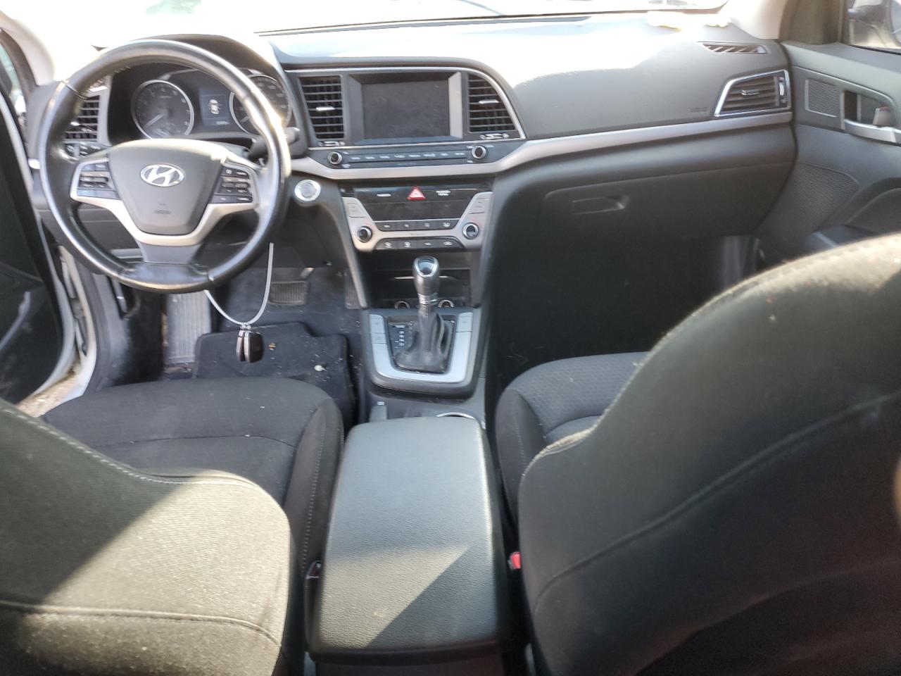 5NPD94LA5JH386468 2018 Hyundai Elantra Eco