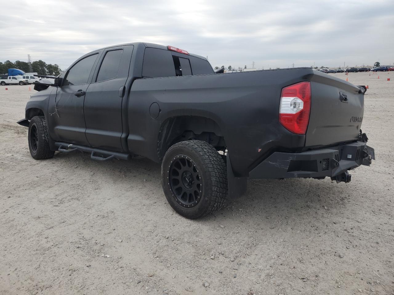 2014 Toyota Tundra - Image 2