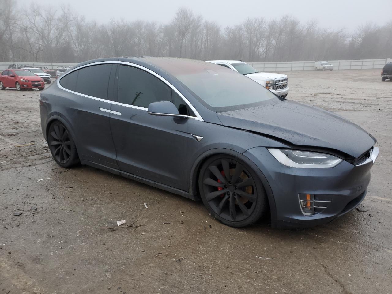 2017 Tesla Model X VIN: 5YJXCBE48HF052633 Lot: 38883234