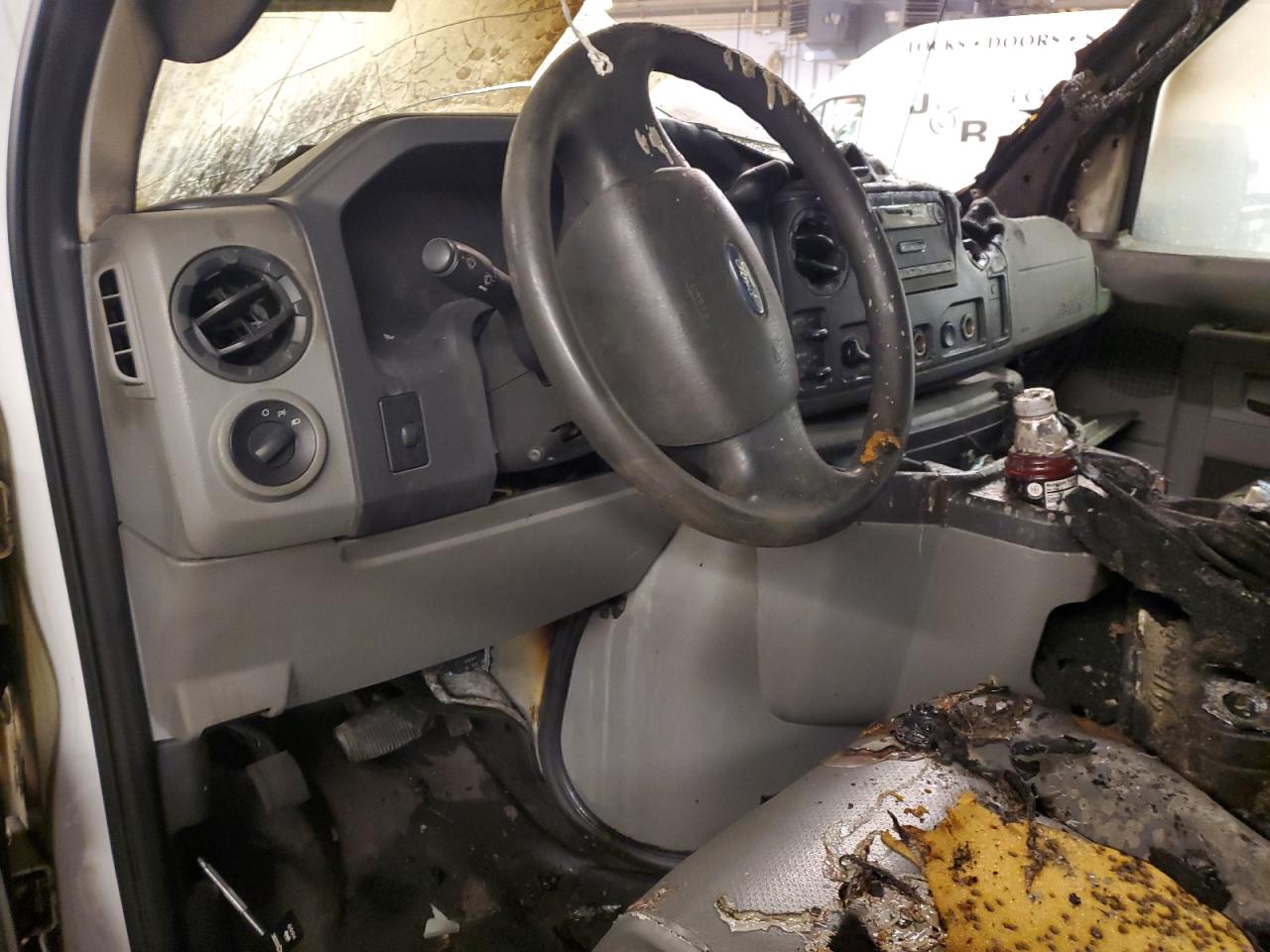 2011 Ford Econoline E250 Van VIN: 1FTNE2EWXBDB05446 Lot: 84982375