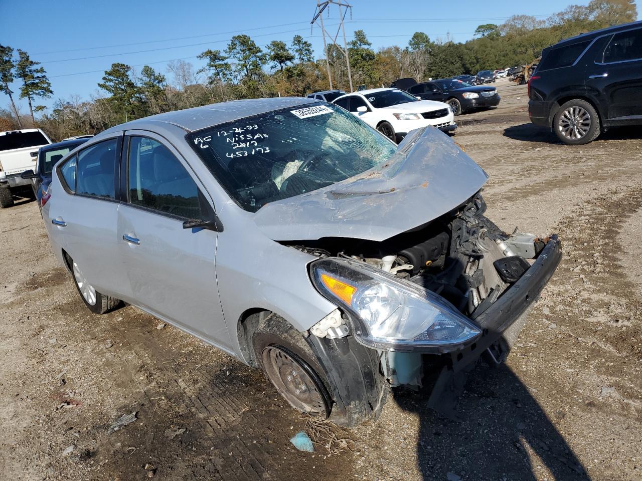 3N1CN7AP0HK453173 2017 Nissan Versa S