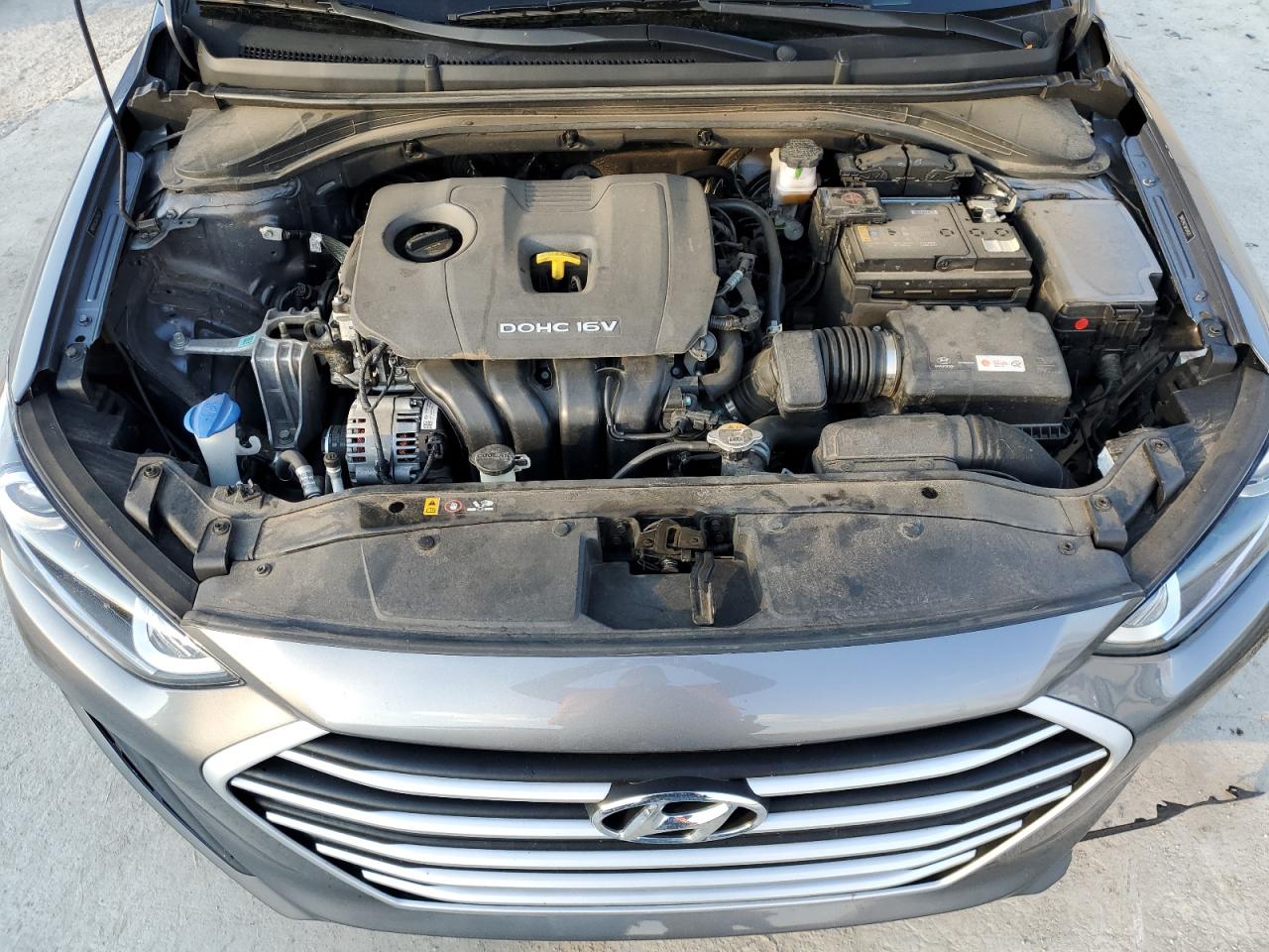 5NPD74LF3JH374577 2018 Hyundai Elantra Se