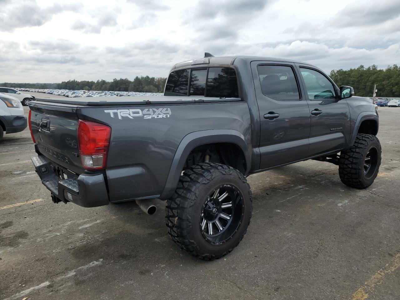 3TMCZ5AN4GM011357 2016 Toyota Tacoma Double Cab