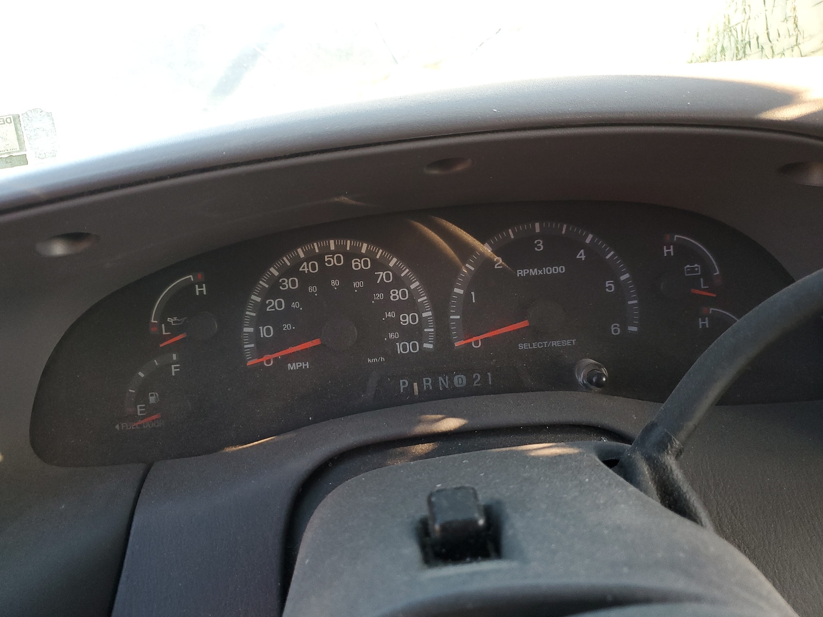 1FMRU1560YLB18103 2000 Ford Expedition Xlt