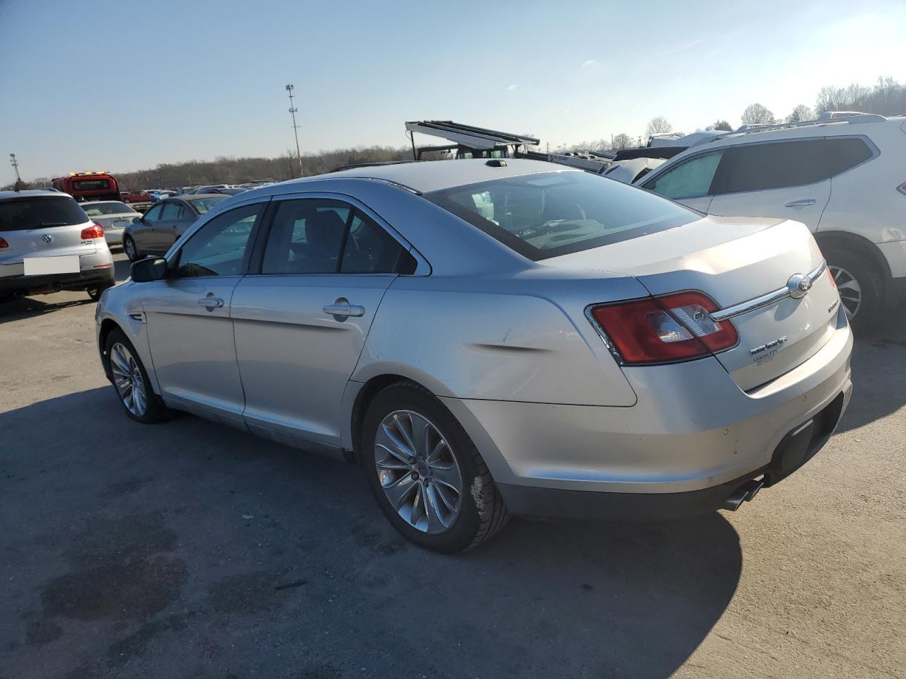 2010 Ford Taurus Limited VIN: 1FAHP2FW2AG134514 Lot: 82880133