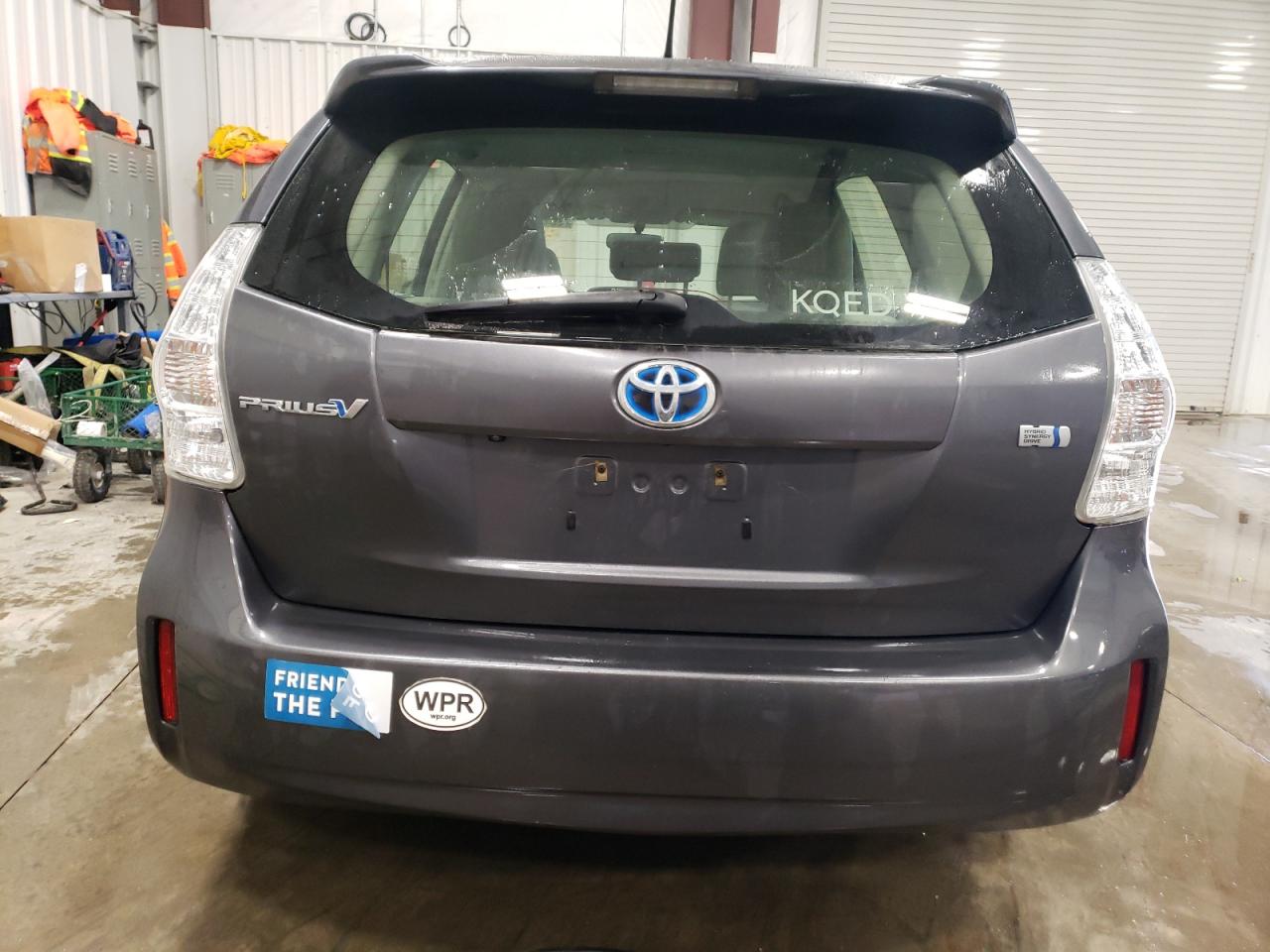 JTDZN3EU1E3332704 2014 Toyota Prius V