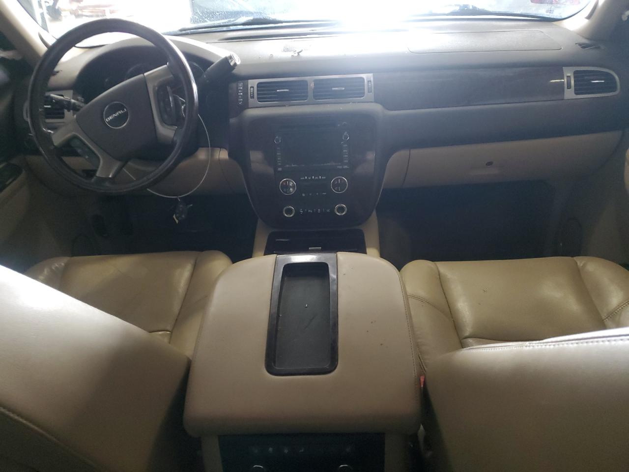 2011 GMC Yukon Denali VIN: 1GKS2EEF4BR312970 Lot: 71128155