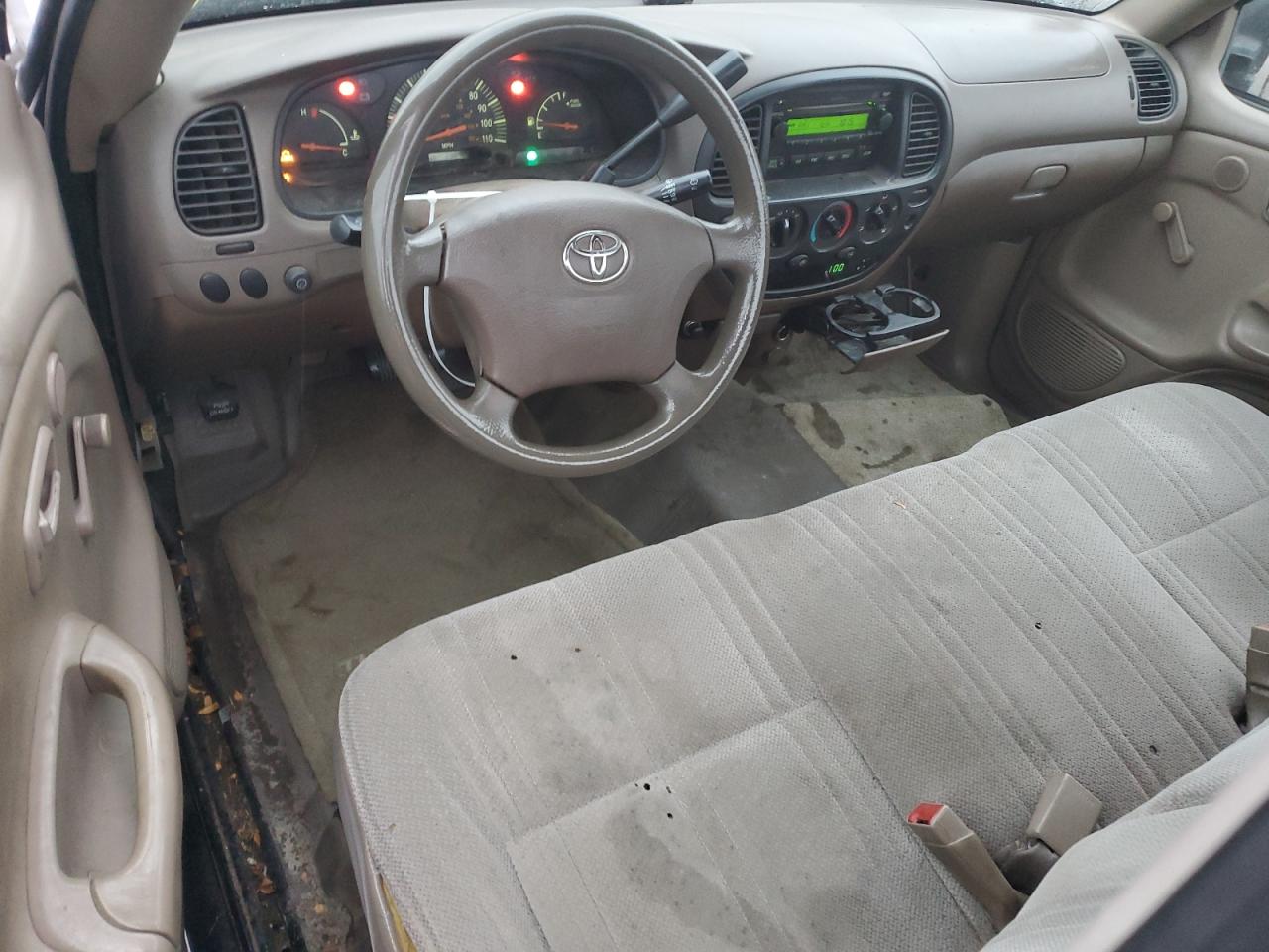 2004 Toyota Tundra - Image 8